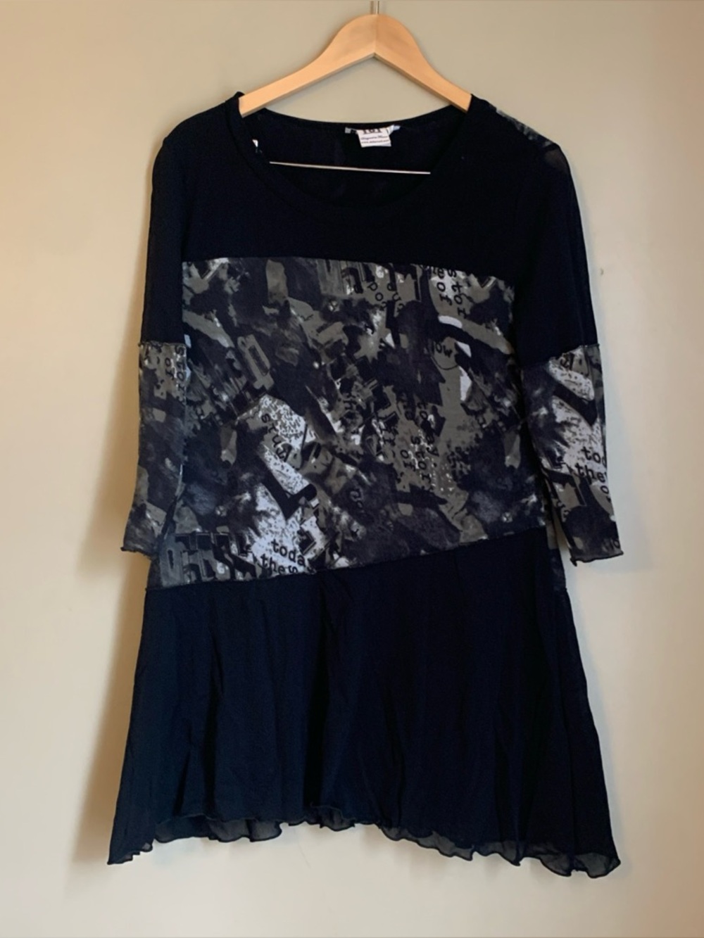 DZHAVAEL Couture Women's Tunic Top Blouse Abstract Artsy Sheer Lagenlook XL